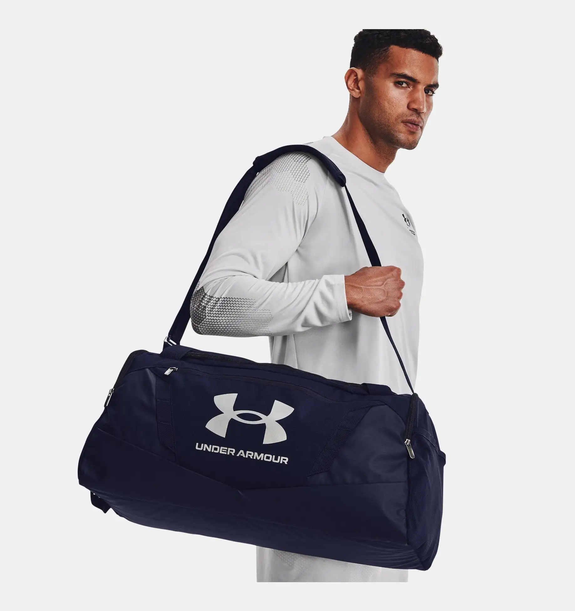 Under Armour UA Undeniable 5.o Medium Duffle Bag - Midnight Navy 7 Under Armour UA Undeniable 5.o Medium Duffle Bag - Midnight Navy - Image 5